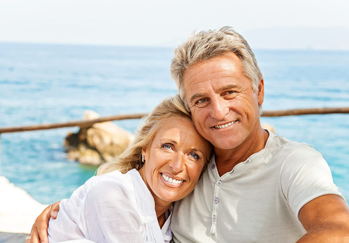 Image of couple smiling after using SmartMouth